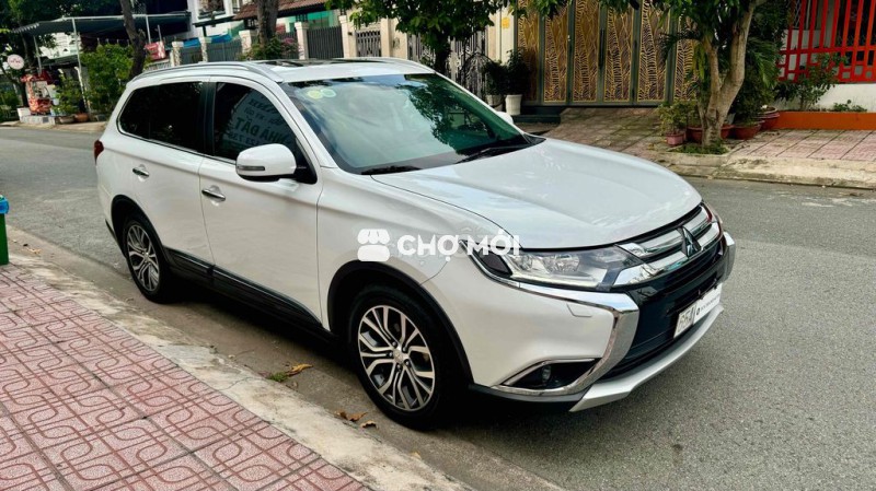 Mitsubishi Outlander 2019 2.0 CVT Premium - 92000