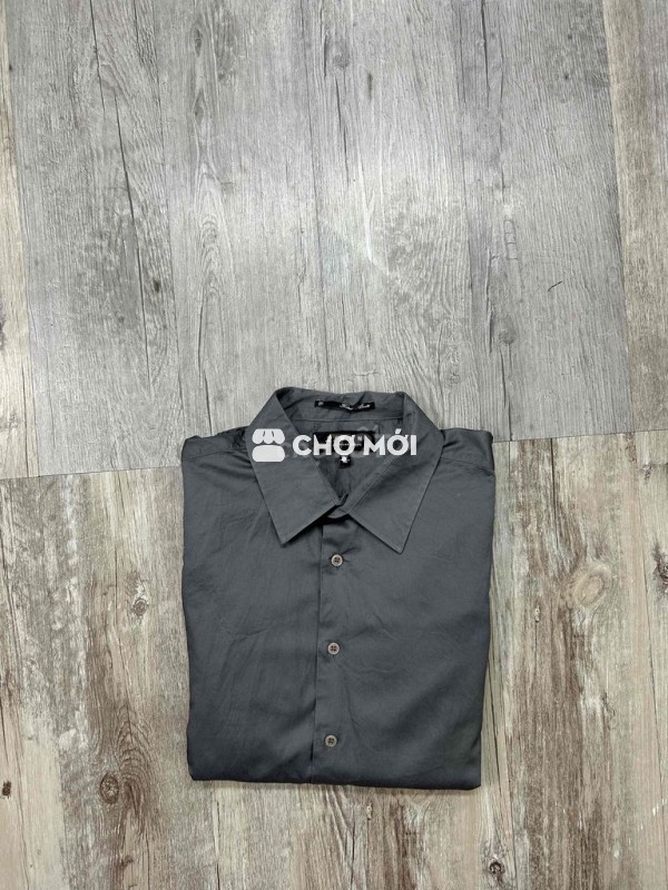 21 men.    Xám     Sz m