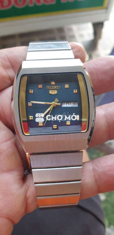 Đồng hồ Seiko Quartz nam thép không gỉ