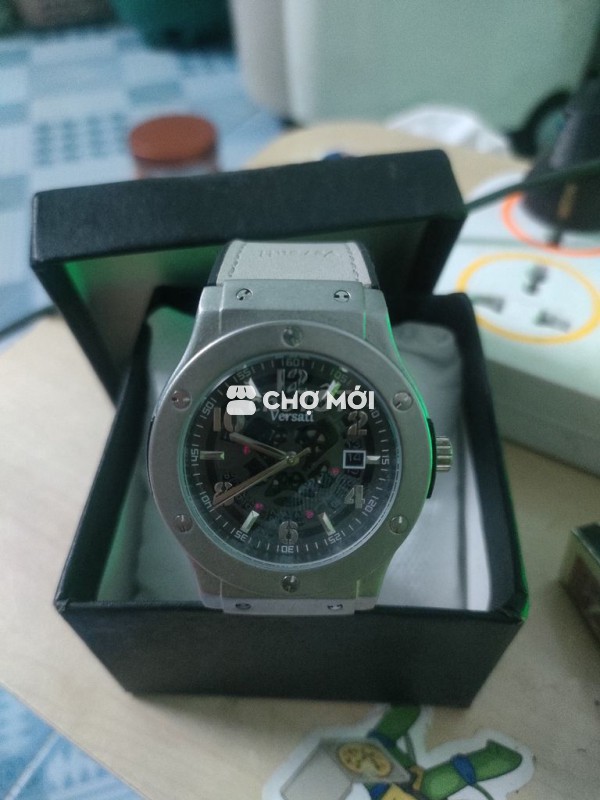 Đồng hồ đeo tay nam Versati kim loại bạc