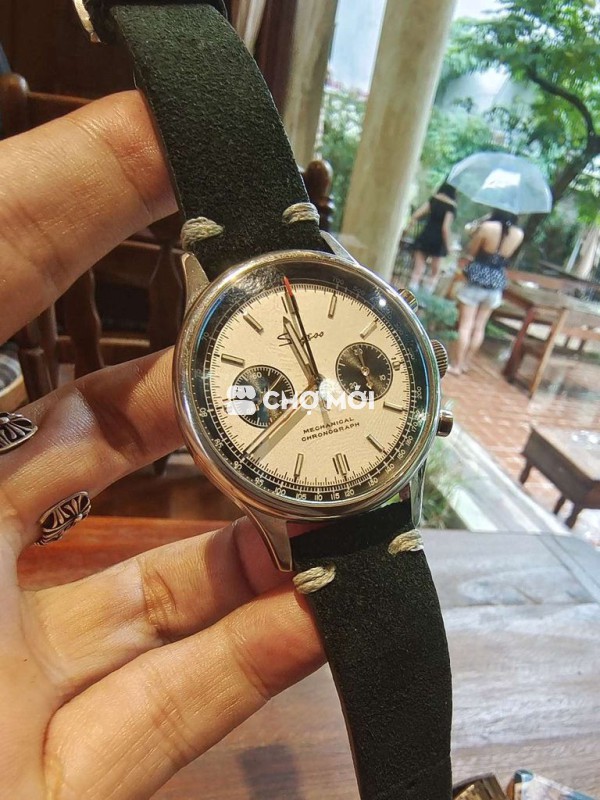 Đồng hồ cơ vintage sưu tầm