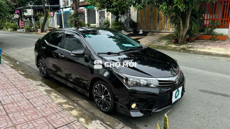 Toyota Corolla Altis 2016 2.0V - 128000 km