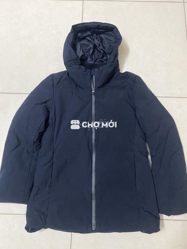 Áo khoác lông vũ Uniqlo nữ màu đen