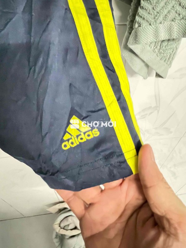 quần thể thao hiệu Adidas chính hãng