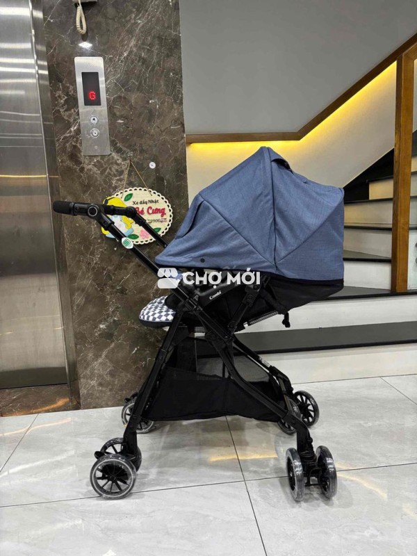 xe đẩy Combi Sugocal Alpha compact 4 cas mái vuông