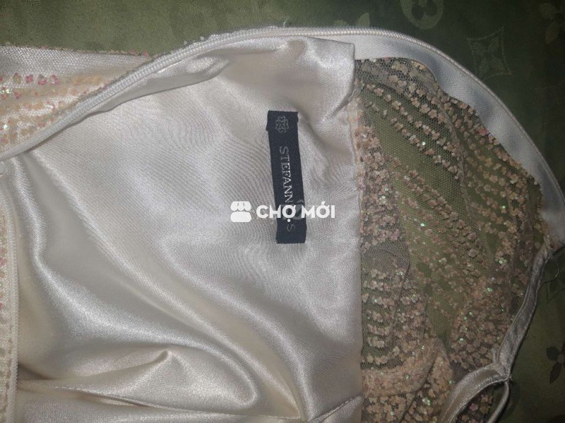 Đầm body STEPFANNI lụa ren trắng kem cỡ S