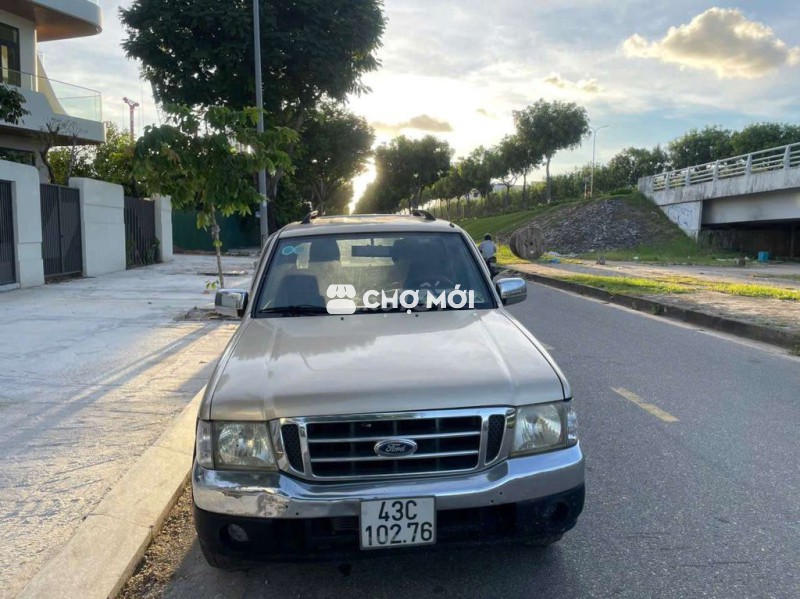 Bán Ford ranger đời 2004 2 cầu máy dầu xe đẹp