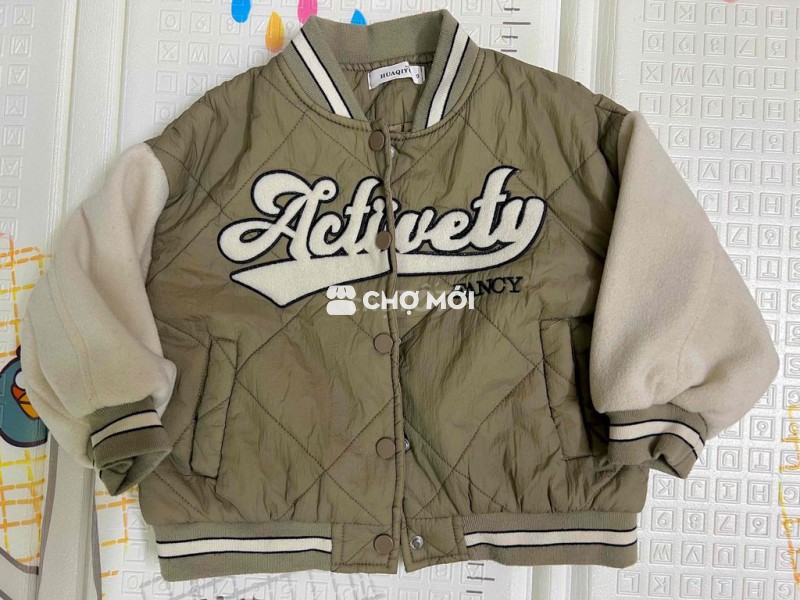 áo khoác bé nam size 110 siêu lướt