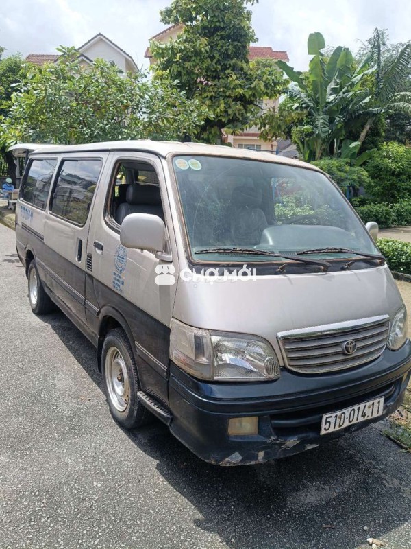 ToyotaHiace Van 2004 đăng kiểm mới về khởi nghiệp