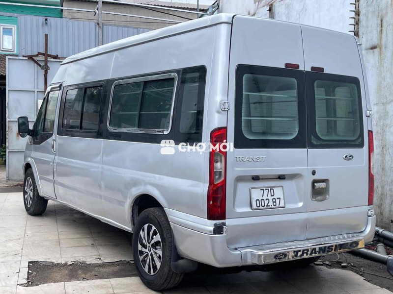 Ford Transit 2009 Van 2.4L - 123 km