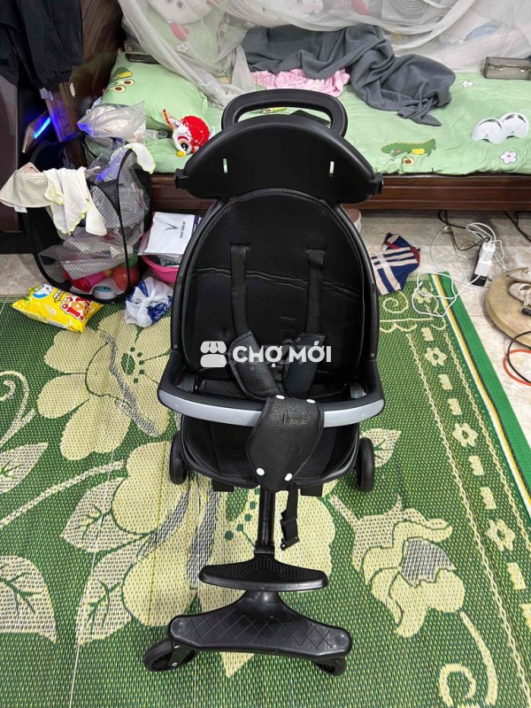 xe đẩy em bé