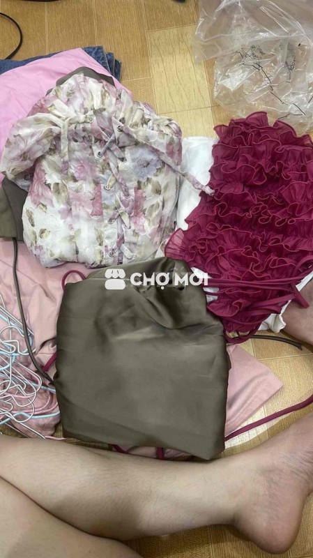 Em có một số quần áo ko bận nữa muốn tặng