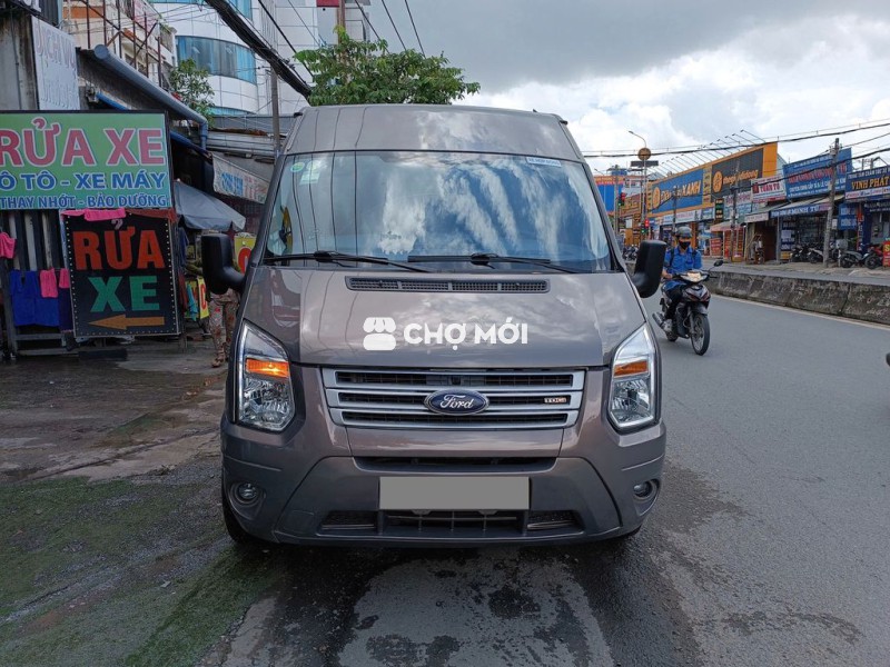 Ford Transit 2017 Limousine 10 ghế cao cấp