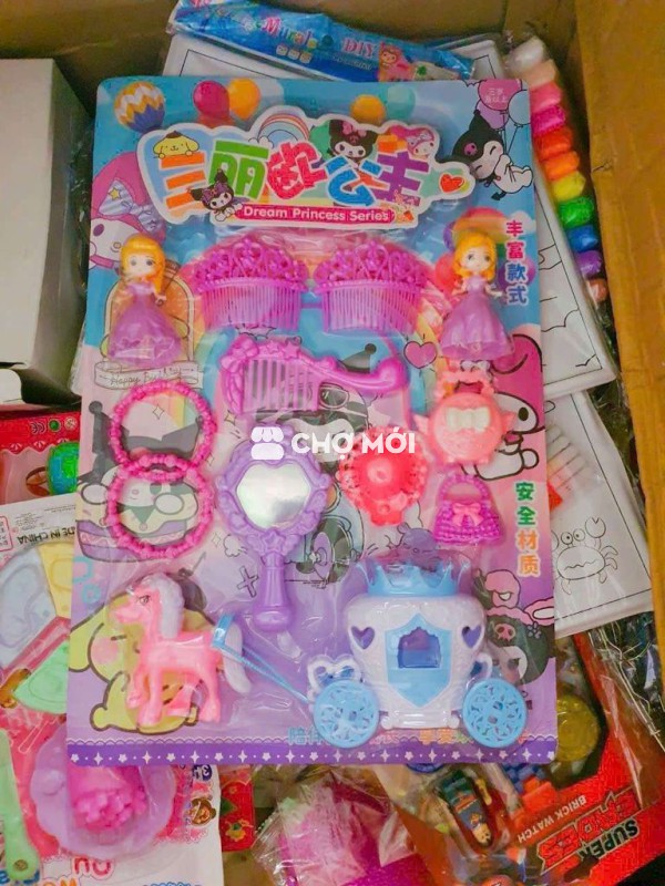 Bộ đồ chơi búp bê