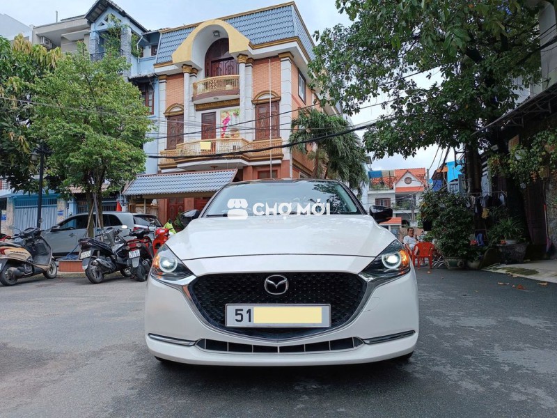 Mazda 2 Luxury 2021 số tự động màu trắng