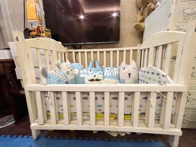 Thanh Lý Cũi + Tặng kèm tất cả ( như hình)