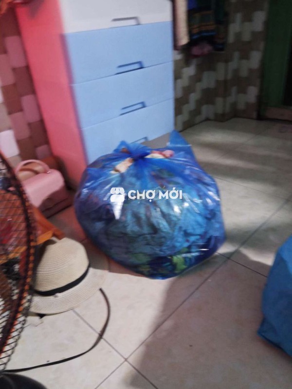 E có bao đồ bé gái  từ 13 tháng trở lại