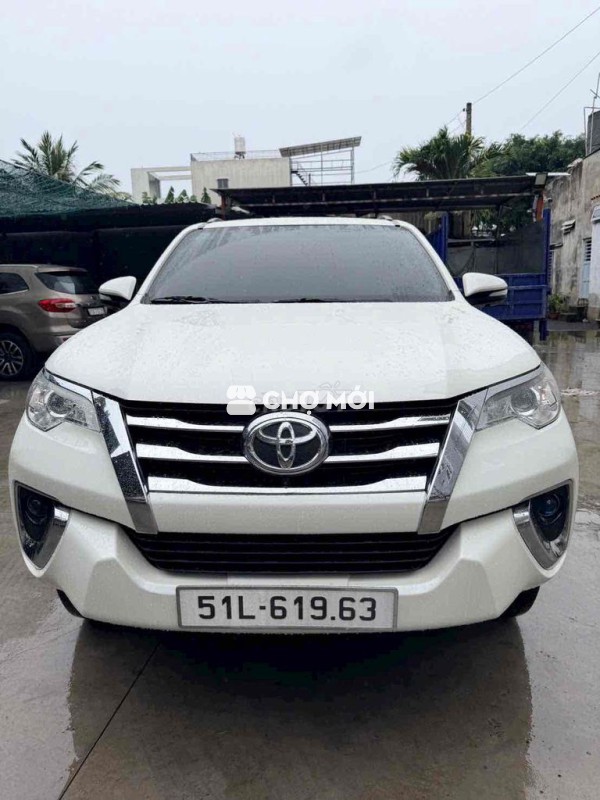 Fortuner xăng 2017 nhập khẩu số tự động