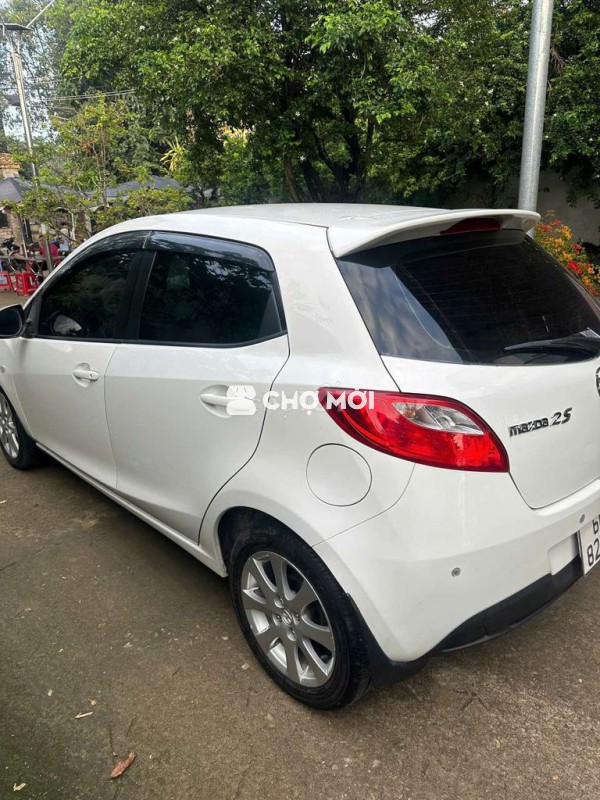 Mazda 2 2013 Số tự động Trắng