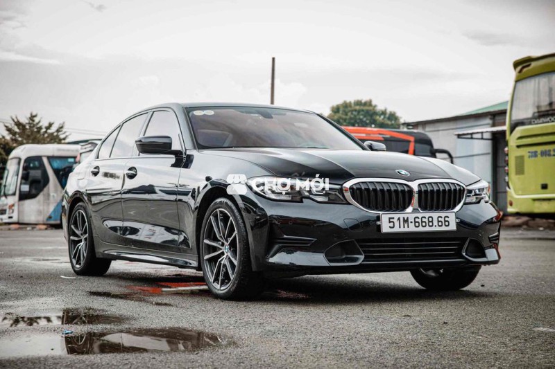 BMW 320i Sportline sx21 đi 32k km trả trước 400tr