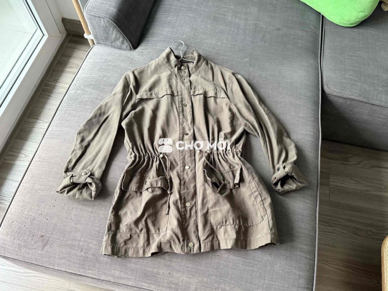 Áo khoác zara màu rêu