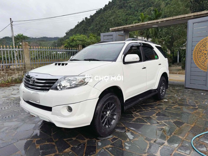 Nhà e Cần bán Fotuner 7 chổ máy dầu 2016