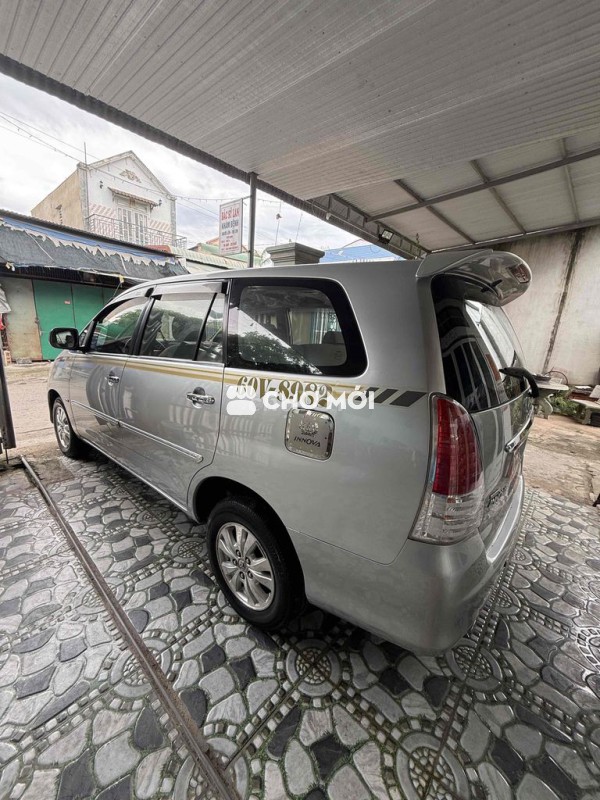 Toyota Innova 2008 G - 157000 km