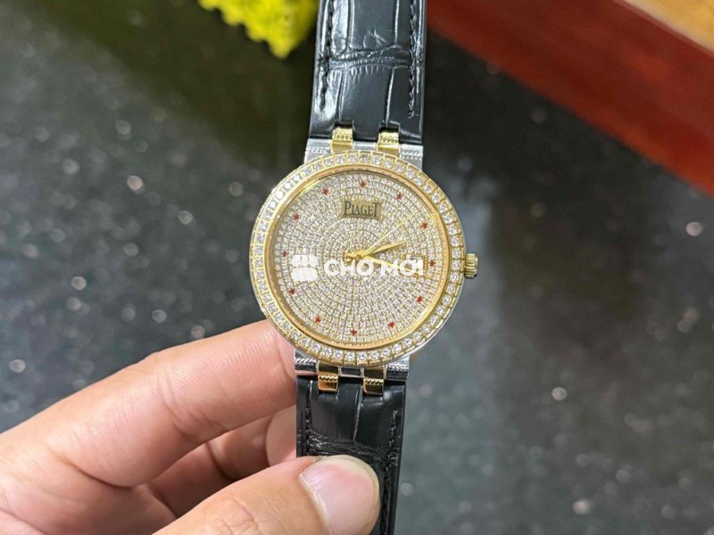 Em pass chiếc đồng hồ pg full đá cz còn mới