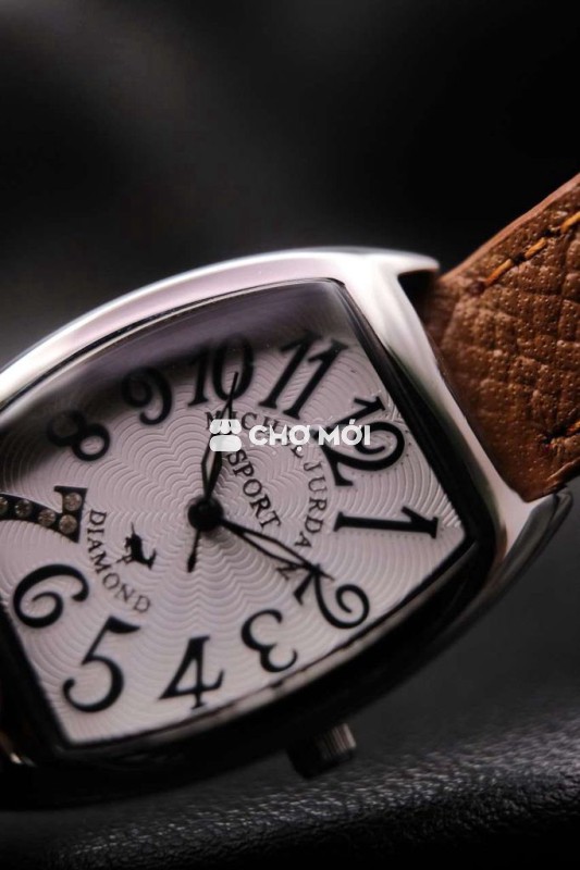 Đồng hồ Michel Jurdain mặt vân guilloche lôi cuốn