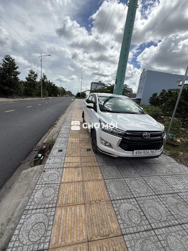 Toyota Innova 2018 2.0 Venturer - 169000 km