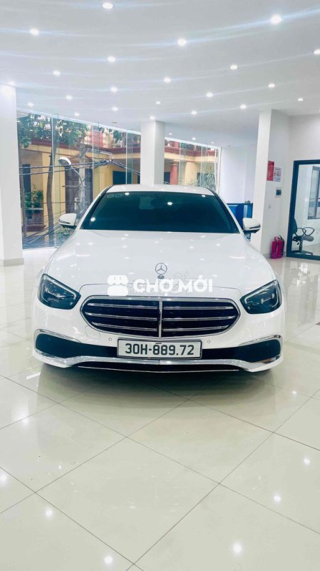 Bán E200 ex V1 màu trắng nội thất nâu sx 2022