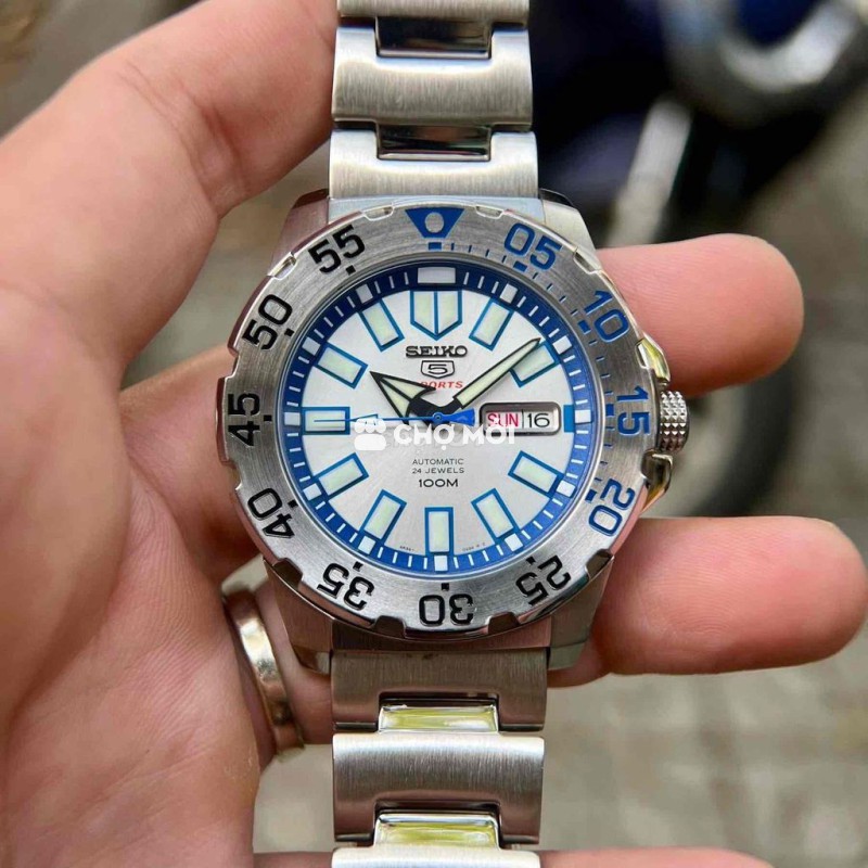 Seiko 5 Sport