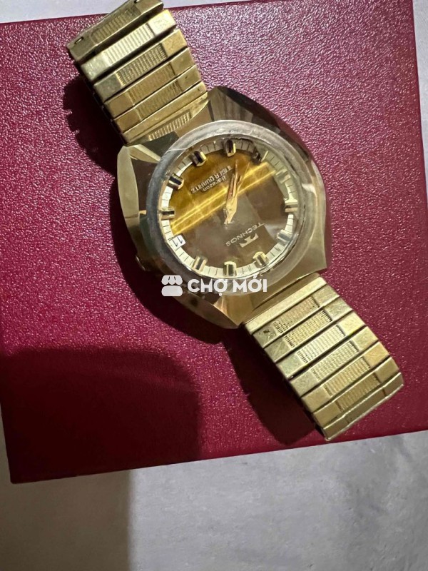 Đồng Hồ Technos vỏ đá saphie