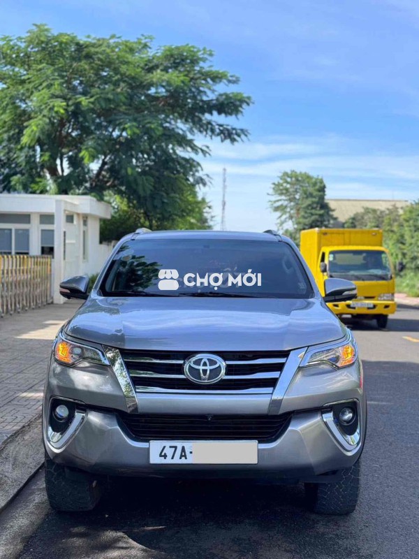 Toyota Fortuner 2017 2.4G 4x2 - 93000 km