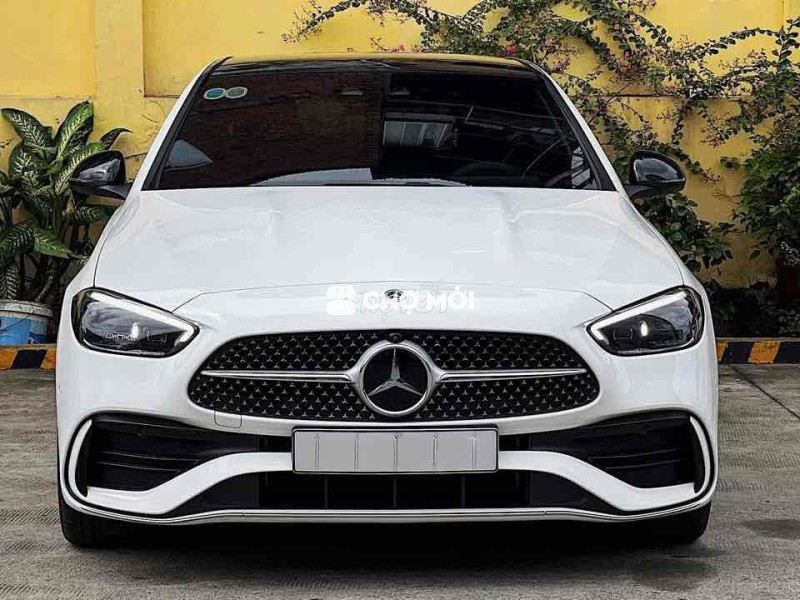 Mercedes Benz C Class C300 V2 AMG 2025 siêu lướt