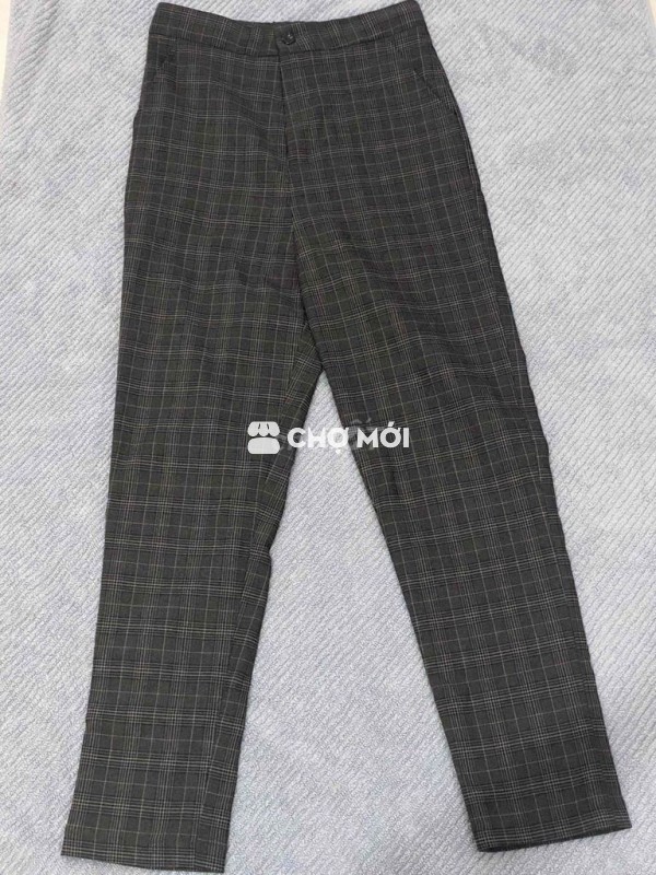 Thanh lý quần lưng cao Gumac size XS.