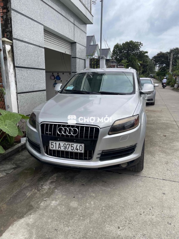 gia dinh mua xe moi nen co nhu cau ban lai cho ae