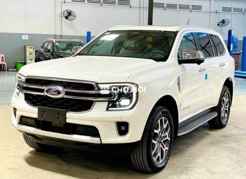 Ford Everest siêu ưu đãi giảm giá lớn