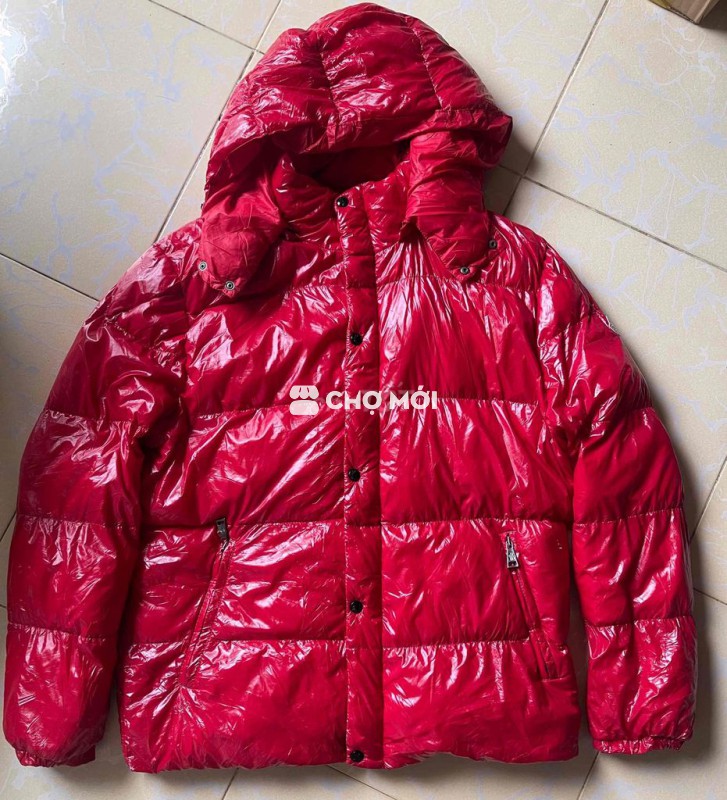 Áo phao hiệu Moncler
