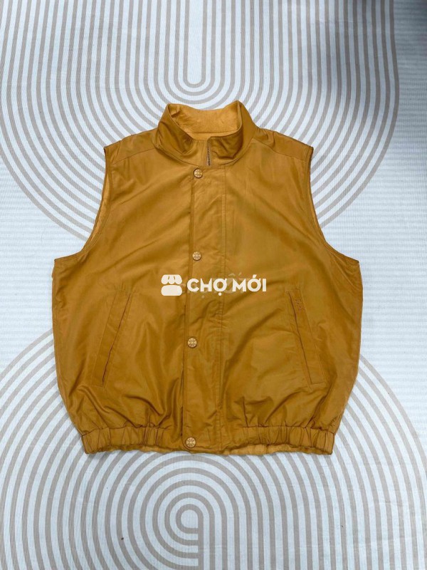 Gile Daks size L Số đo: ngực 62, dài 65cm Giá: 300