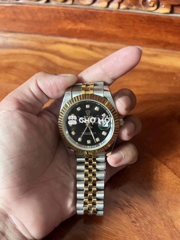 cần bán lại đồng hồ đã sử dụng