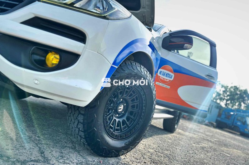 2 Cầu Số Tự Động Máy Dầu COLORADO Highcountry 2020