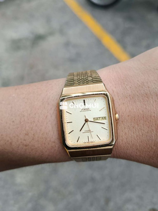 Đồng hồ Citizen Forma mạ vàng – lịch lãm, chạy tốt