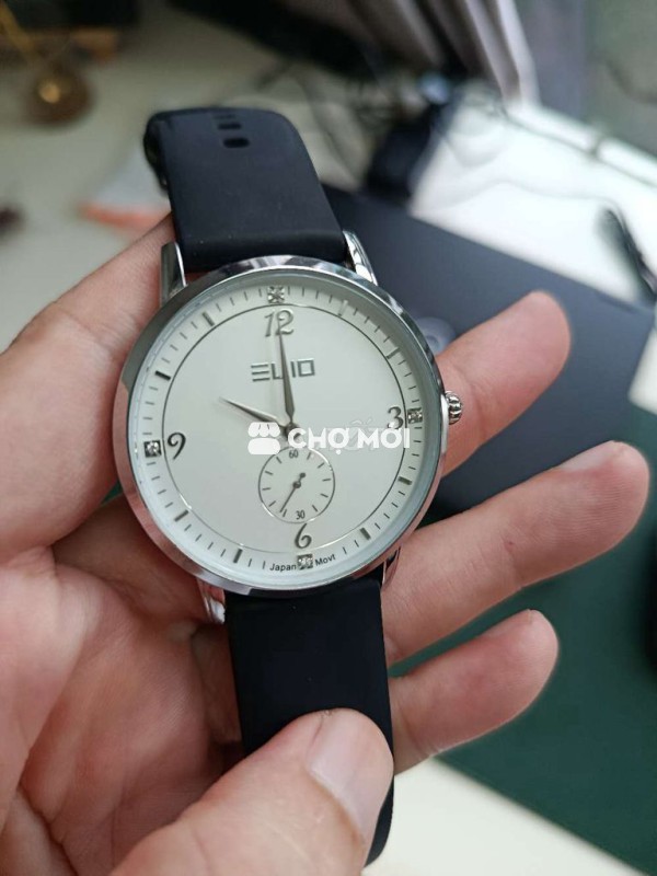 Đồng hồ ELIO dây cao su – đơn giản đẹp, chạy ok