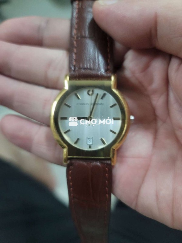 Đồng hồ Charles Jourdan Thụy Sĩ cao cấp hơn