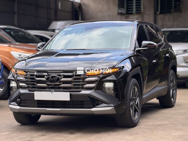 Hyundai Tucson 2025  - 4000 km