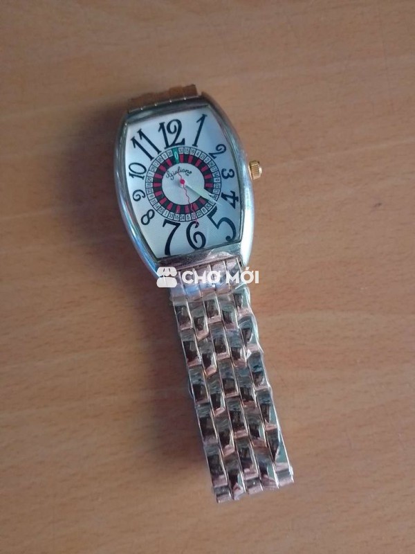 Thanh lý đồng hồ như hình
