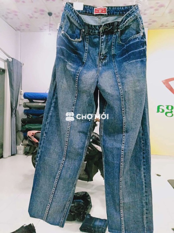 Xả quá rẻ quần jean ống rộng size 33,34,35