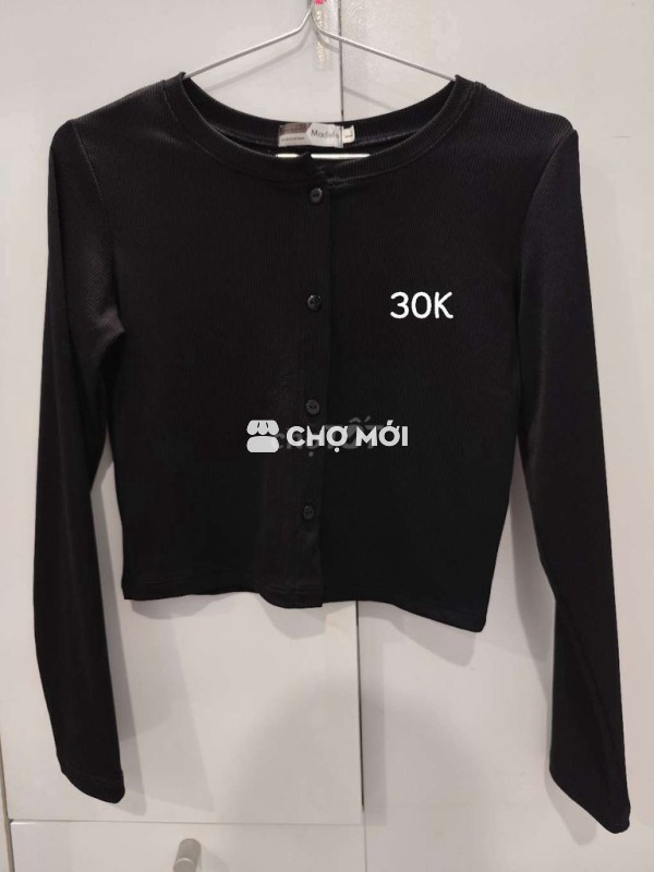 Quần áo size M