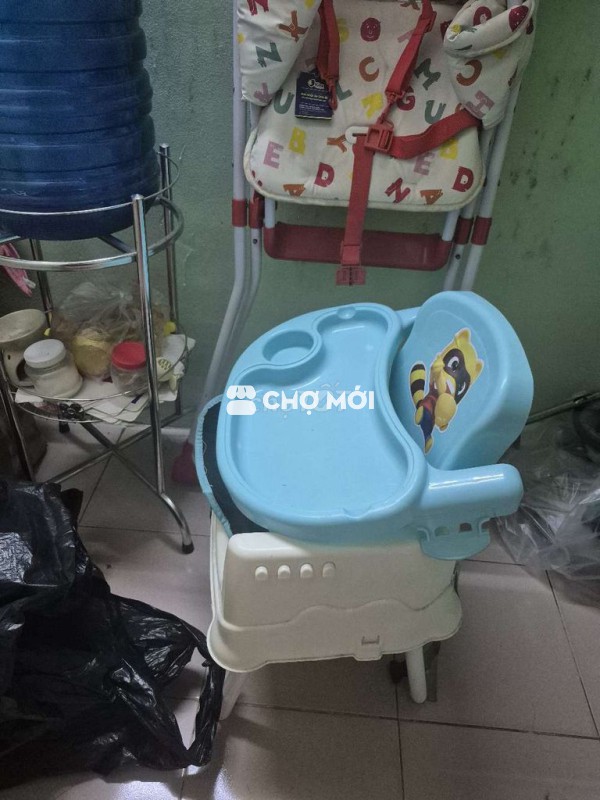 Ghế ăn dặm cho bé
